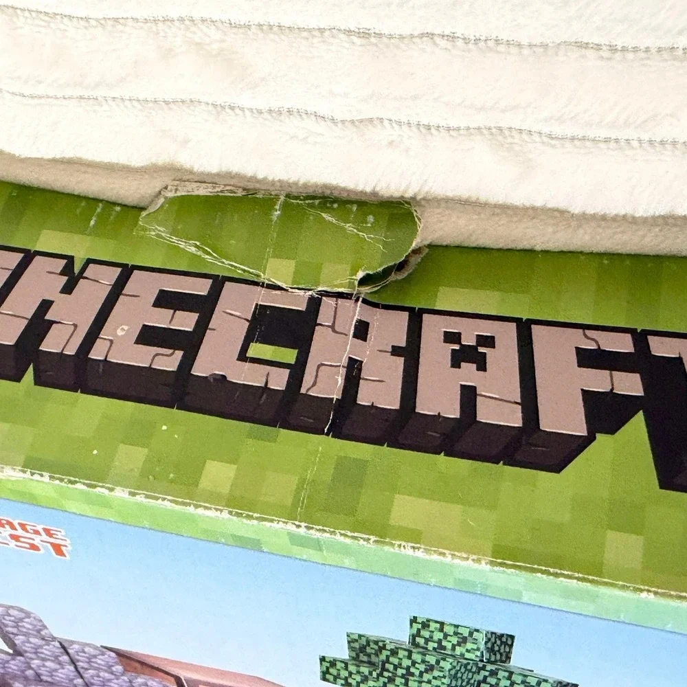 Minecraft Overworld Deluxe Pack Paper Craft Jazwares 90+ Pcs Set 16721